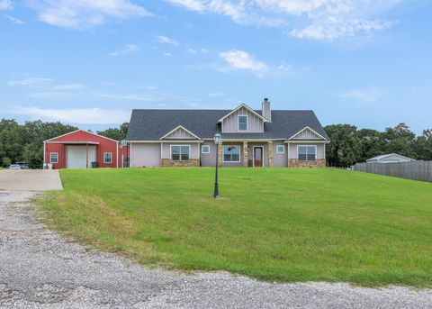 Photo of 985 Mimosa Lane, Franklin, TX 77856 (MLS # 64616773)