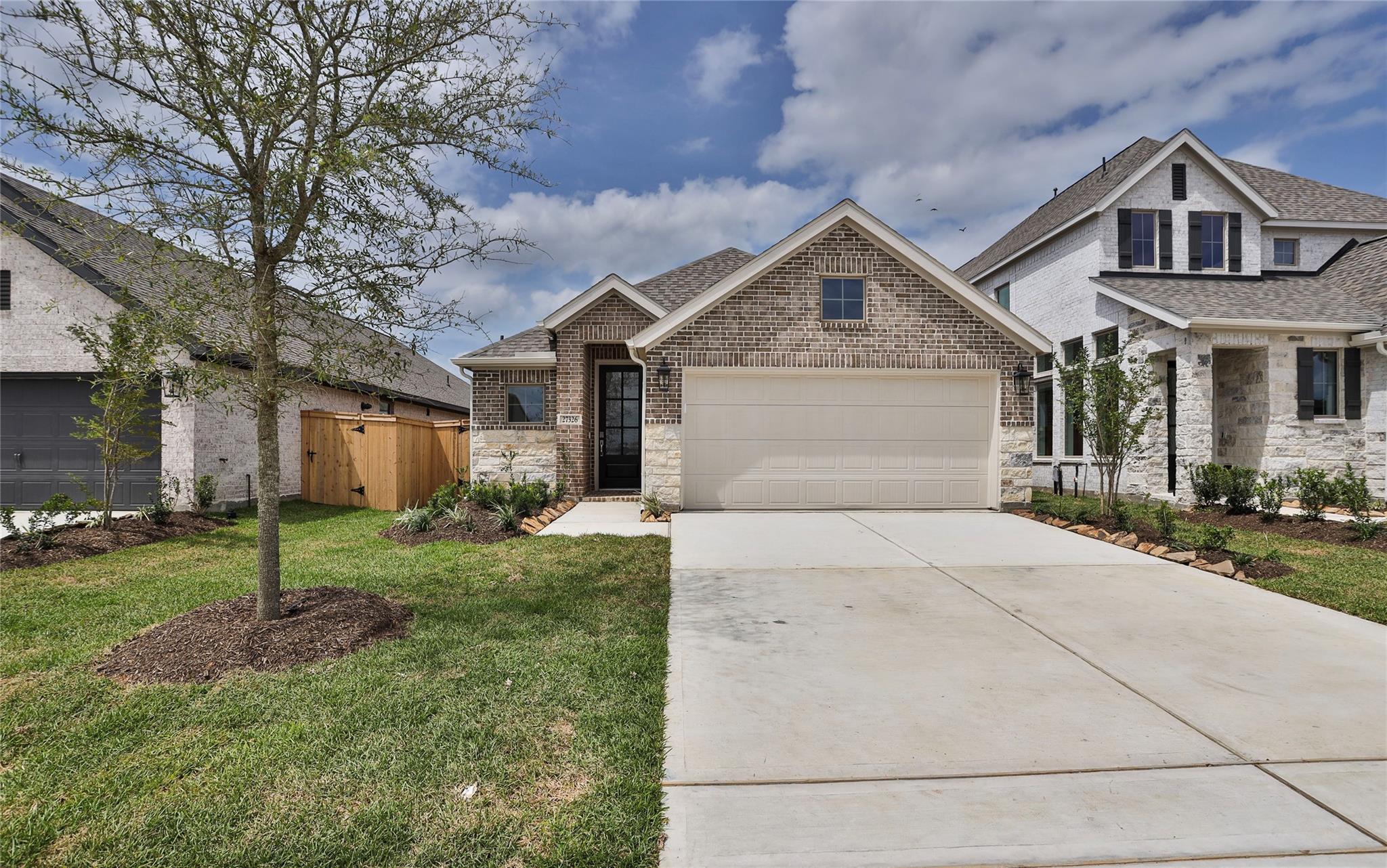 27326 Scarlet Paint Brush Drive