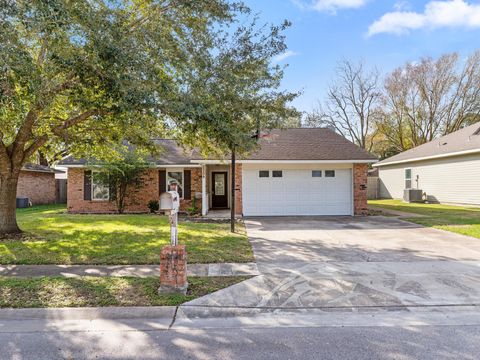 Photo of 2208 Gontier Drive, Bay City, TX 77414 (MLS # 53297814)