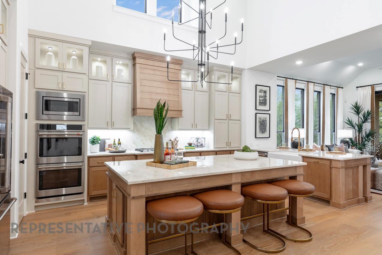 735 Hummingbird Haven Drive