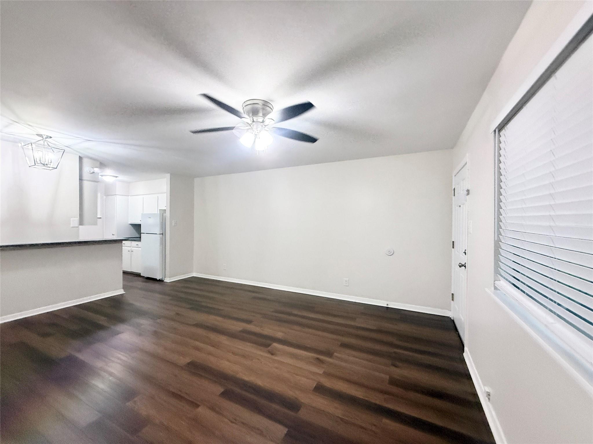201 S Kaysie Street 23