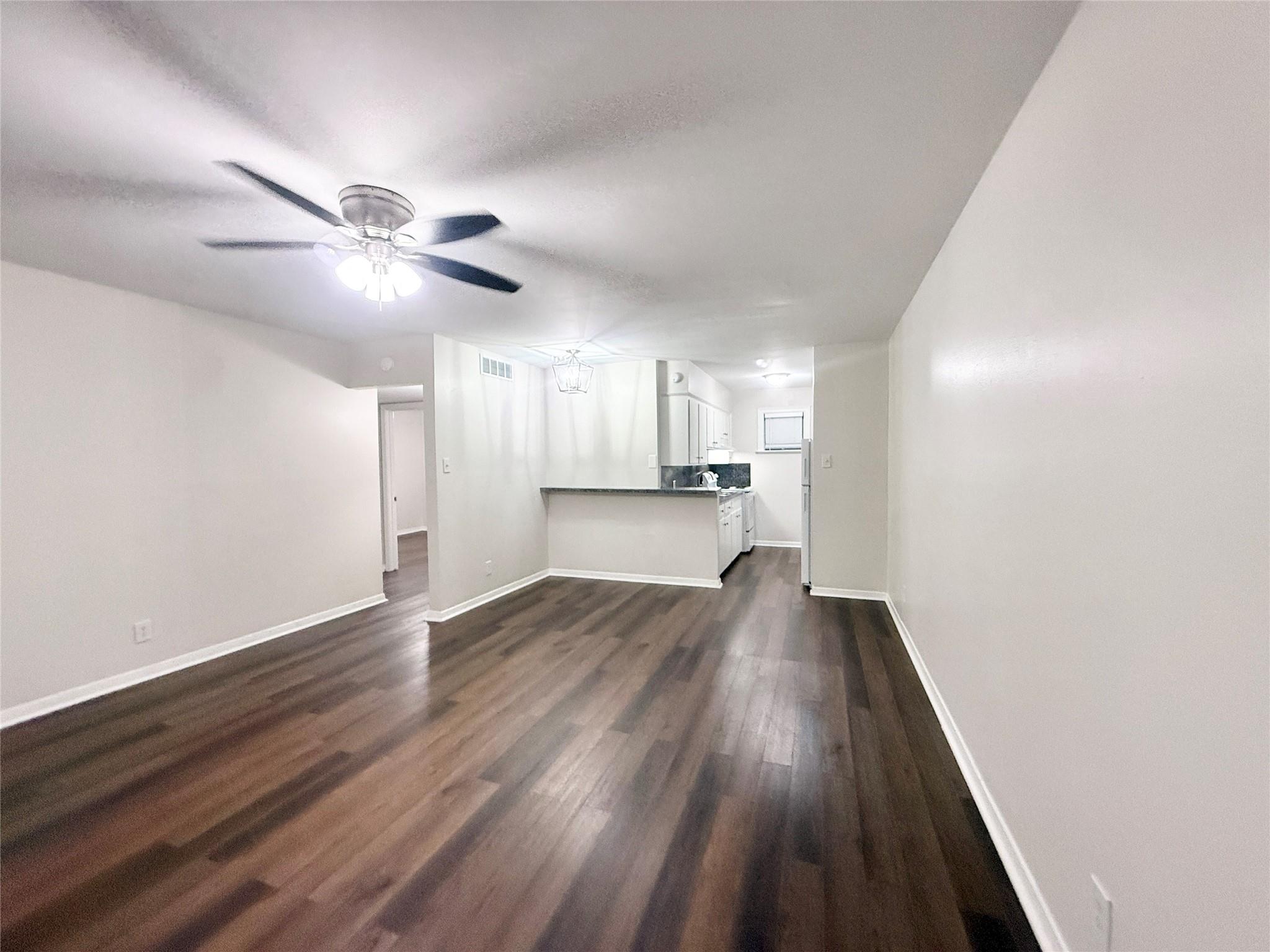 201 S Kaysie Street 23