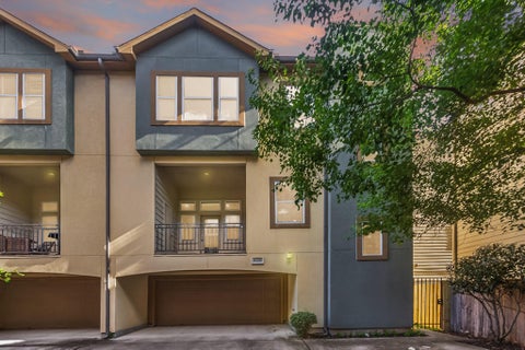 Photo of 932 W 26th Street #B, Houston, TX 77008 (MLS # 49331533)