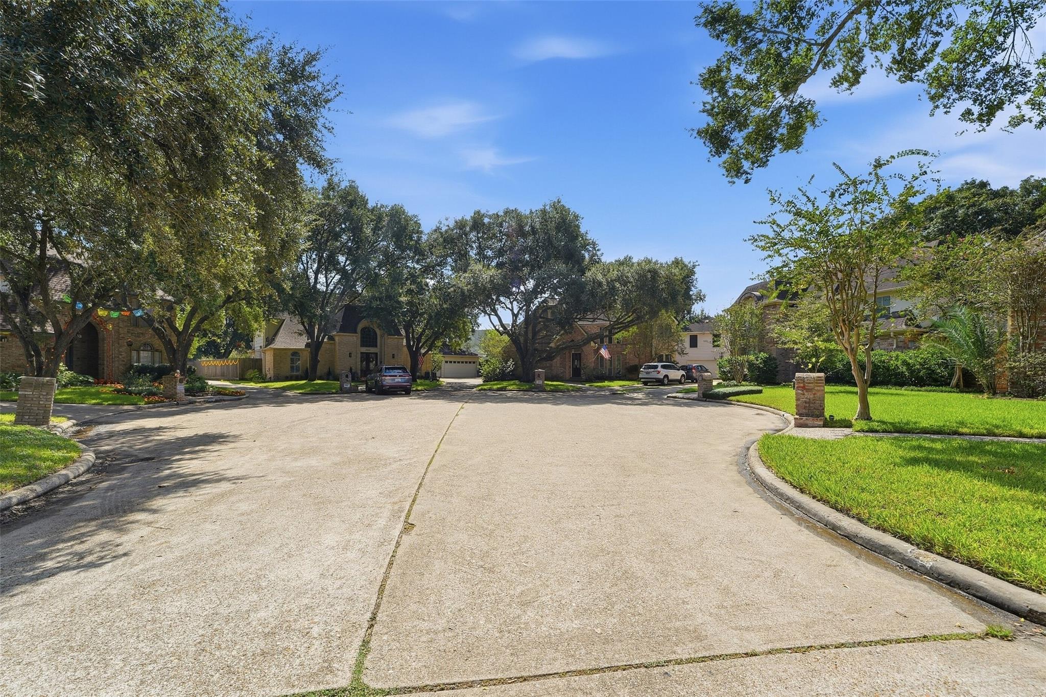 20607 Hoveden Court