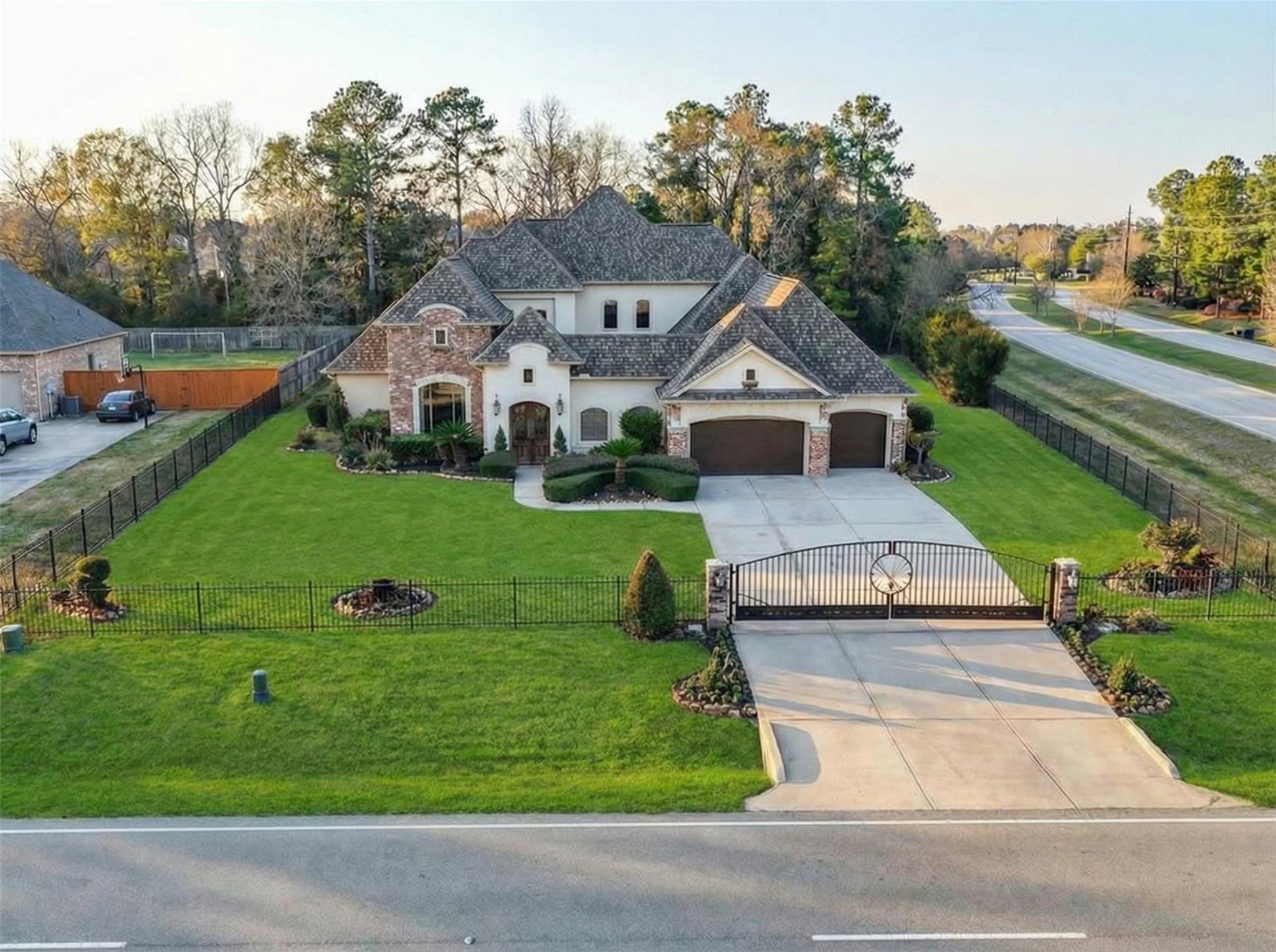 27515 Siandra Creek Lane