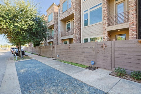 Photo of 4515 Cornish Street #A, Houston, TX 77007 (MLS # 64532399)