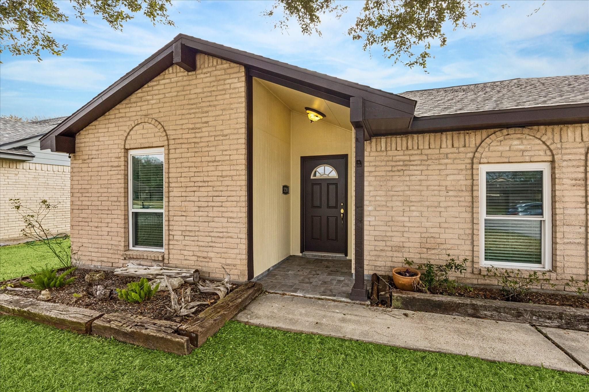 320 Creek Bend Drive