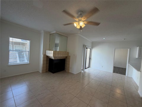 Photo of 2710 Grants Lake Boulevard #C4, Sugar Land, TX 77479 (MLS # 25426552)