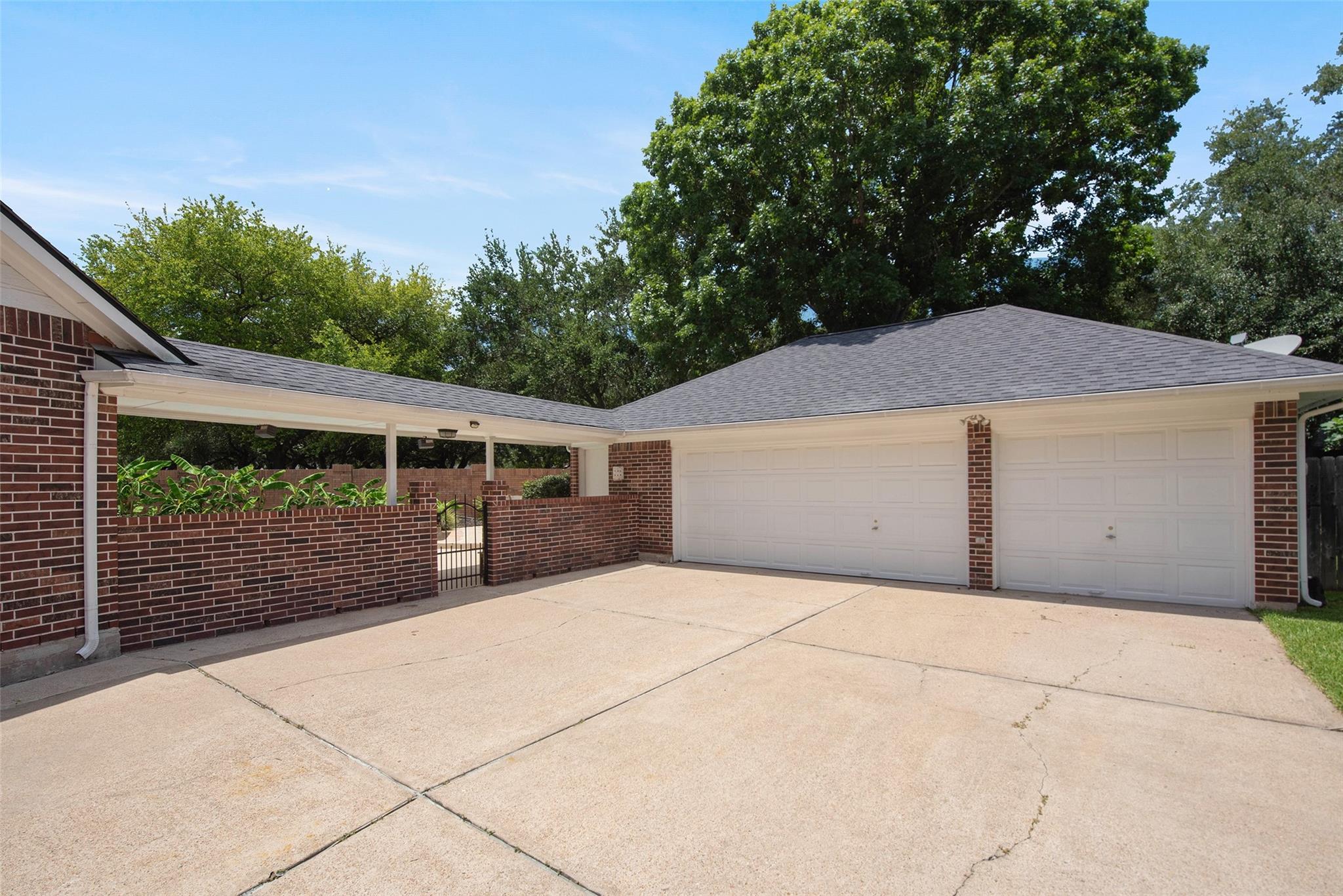 1303 Red Oak Court