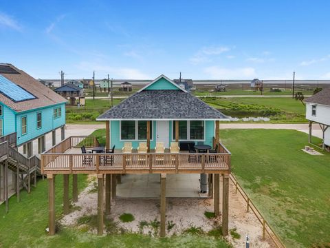 Photo of 4723 Bluewater Drive, Freeport, TX 77541 (MLS # 76379789)