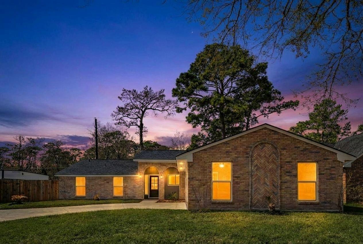 7427 Willow Oak Drive