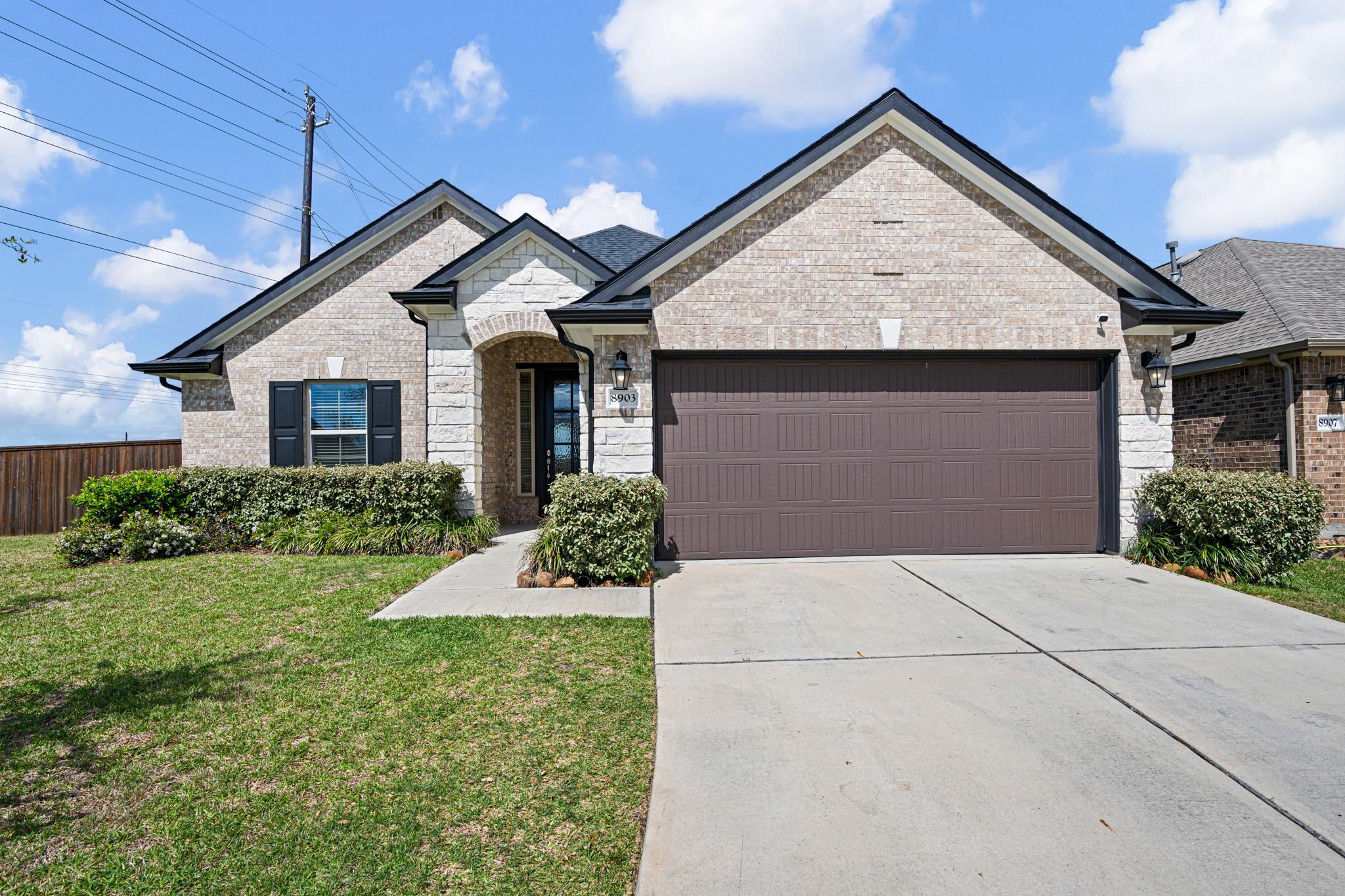 8903 Brazos Drive