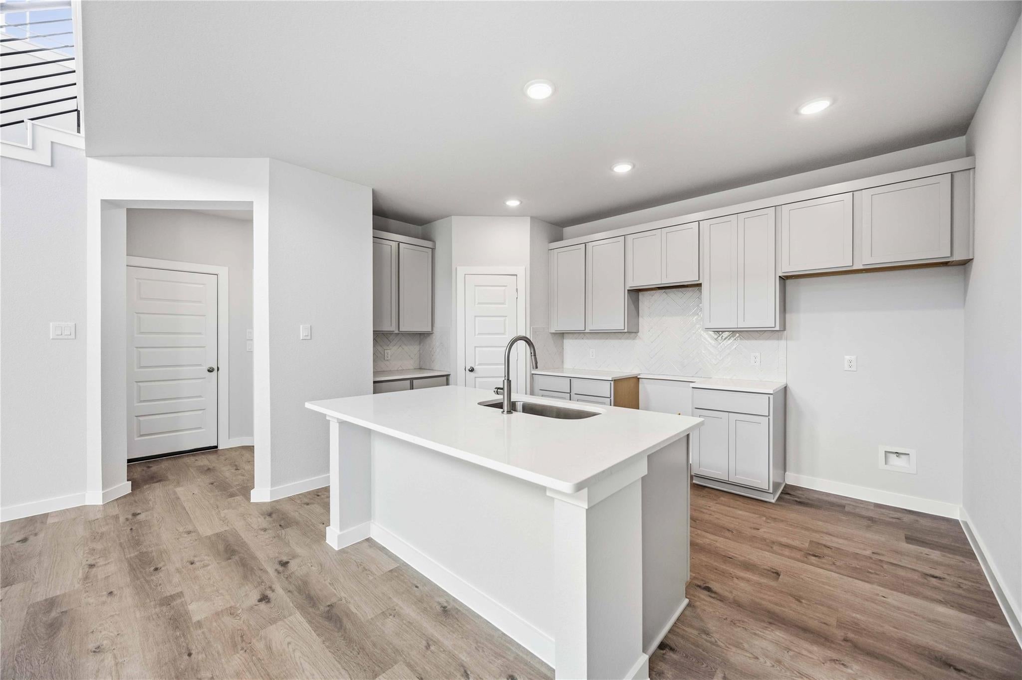 8006 Alamo Court
