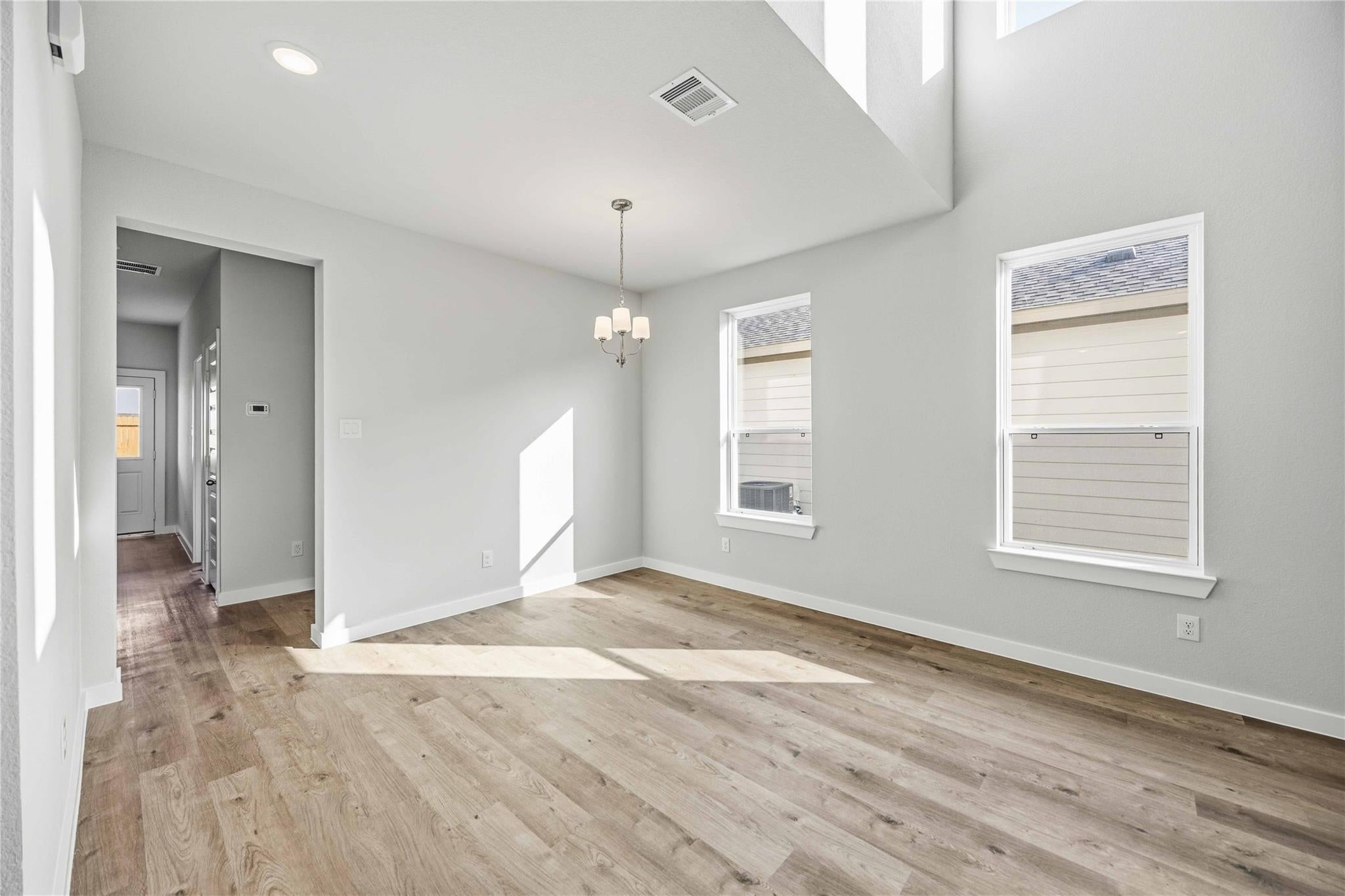 8006 Alamo Court
