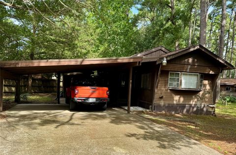 Photo of 39 E Whippoorwill Lane, Trinity, TX 75862 (MLS # 74477424)