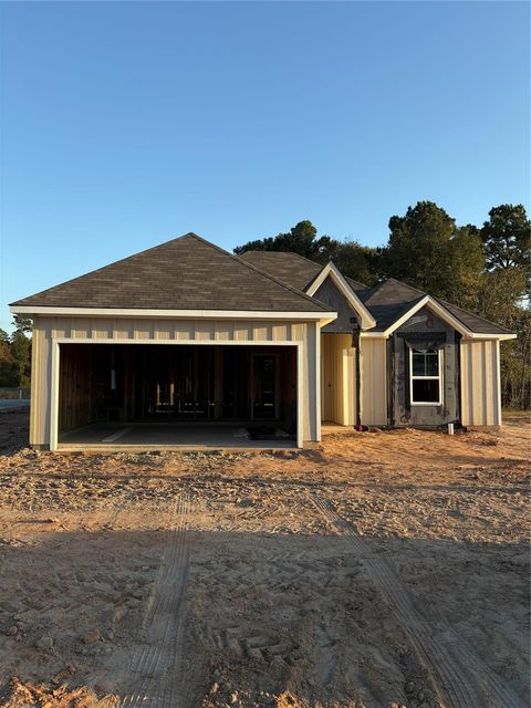 Photo of 604 Rockbridge Drive, Huntsville, TX 77340 (MLS # 63888365)