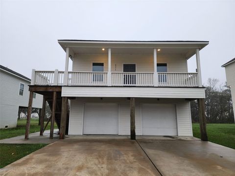 Photo of 6202 White Oak Drive, Hitchcock, TX 77563 (MLS # 80435799)