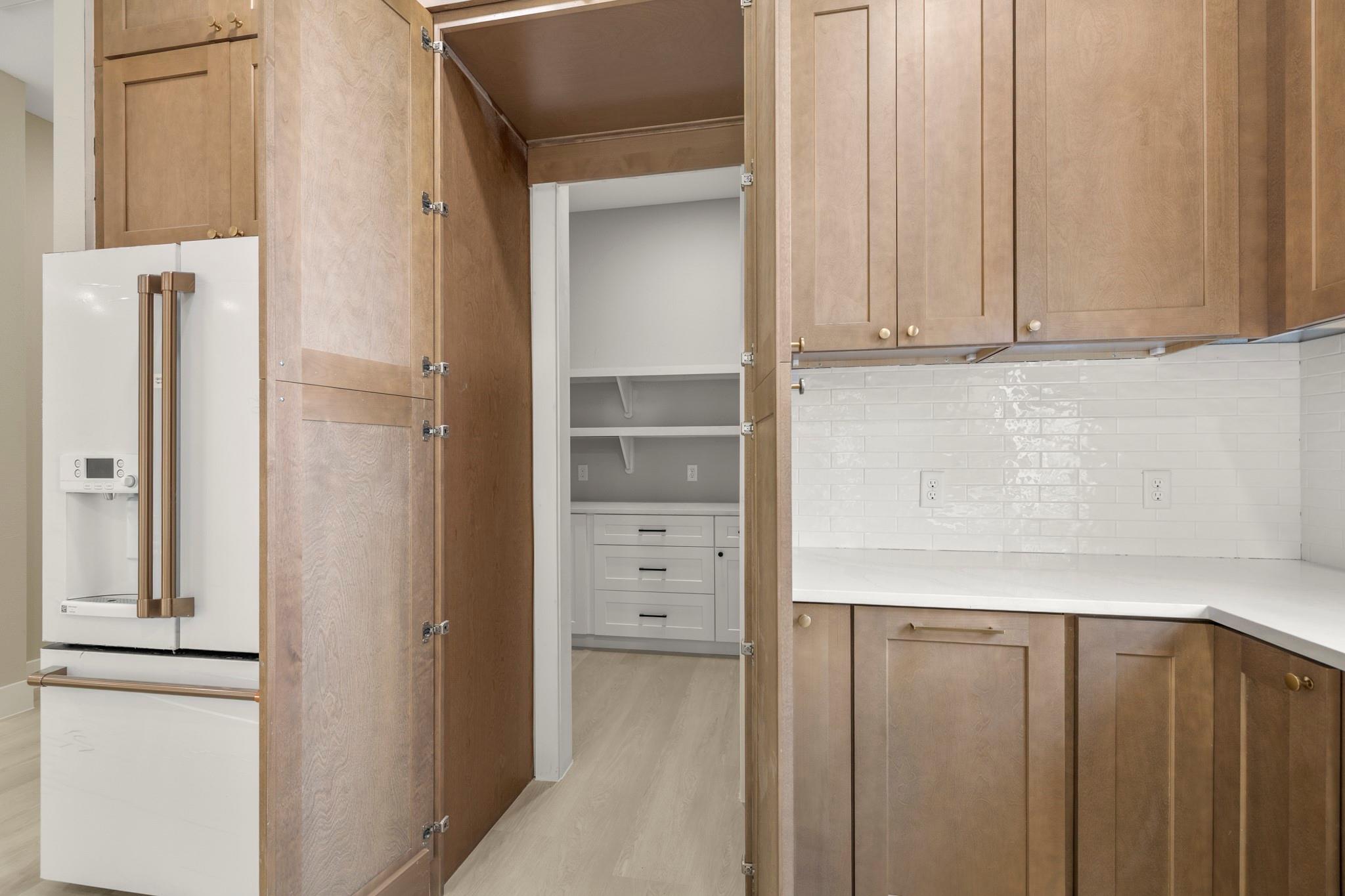 8707 Water Oak Drive