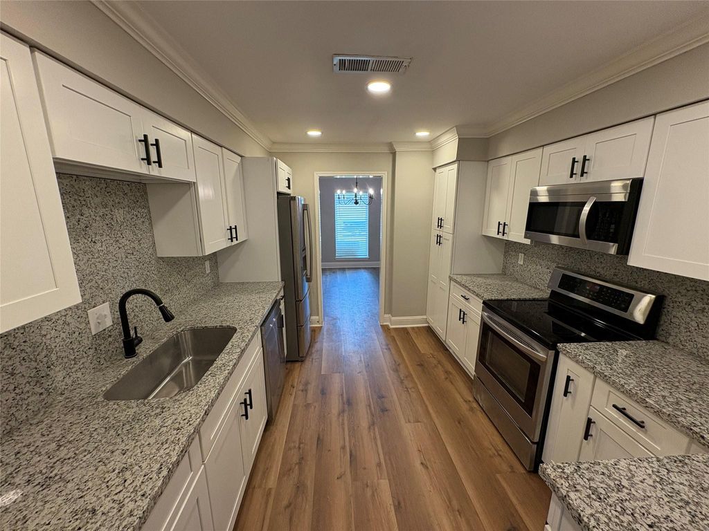 Photo of 14321 Still Meadow Drive, Houston, TX 77079 (MLS # 87287840)