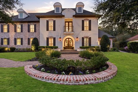 23 S Lamerie Way The Woodlands TX 77382