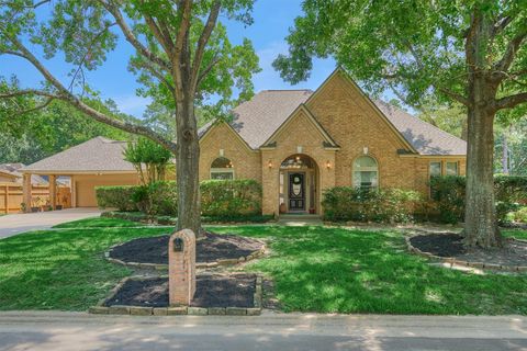 Photo of 423 Pine Edge Drive, Spring, TX 77380 (MLS # 88125615)