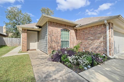 Photo of 962 Oak Falls Drive, Conroe, TX 77378 (MLS # 52098136)