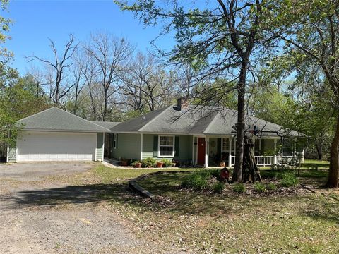 Vacant Land For Sale - 9214 County Road 393<br/> Jewett, TX 75846