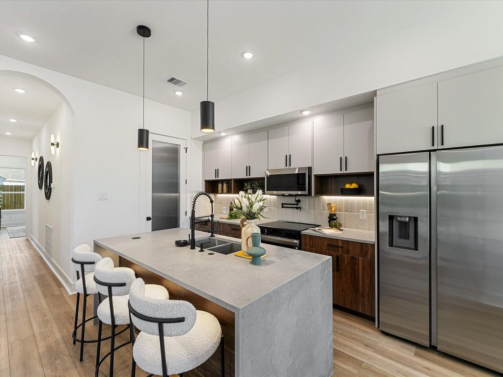 Photo of 8322 Williamsdell Street, Houston, TX 77088 (MLS # 33706353)