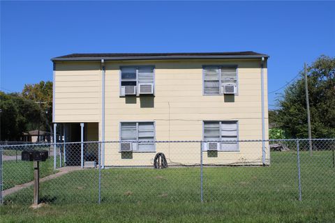 1231 6th Avenue N Texas City TX 77590