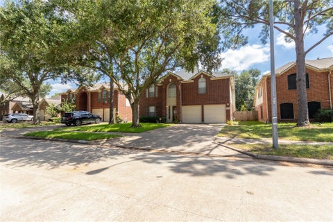Photo of 2143 Autumn Fern Drive, Katy, TX 77450 (MLS # 42899490)