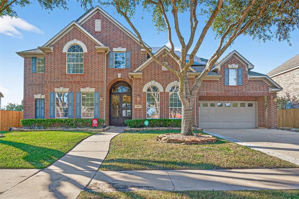 Photo of 1206 Coleridge Street, Sugar Land, TX 77479 (MLS # 10621496)