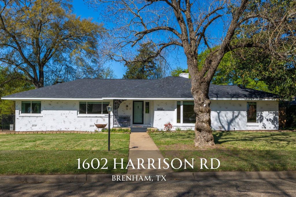 Photo of 1602 Harrison Road, Brenham, TX 77833 (MLS # 57630213)