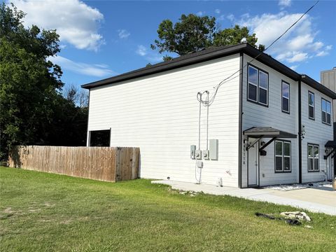 Tiny photo for 4511 Reed Road, Houston, TX 77051 (MLS # 96942145)