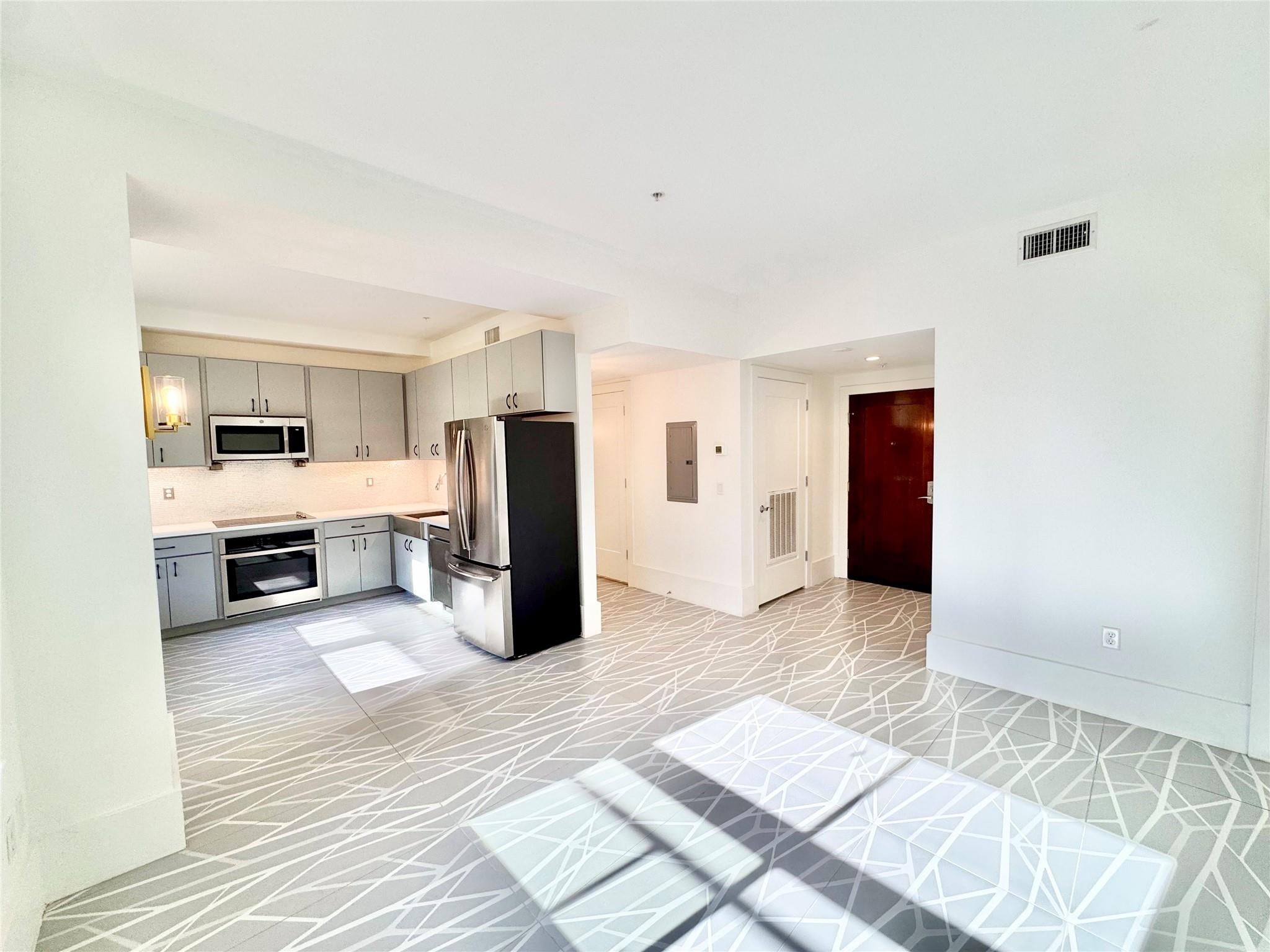 2201 Market Street 505