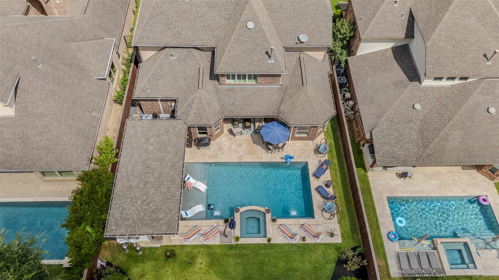 19 Lufberry Place
