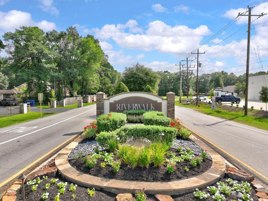 Photo of 19634 Riverwalk Drive, Porter, TX 77365 (MLS # 11524534)