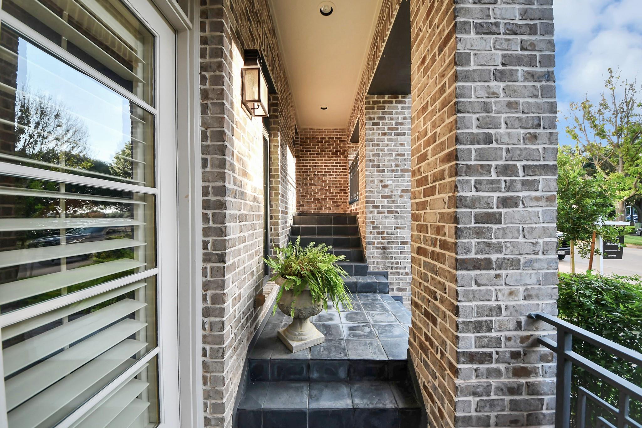 1406 Lake Pointe Parkway