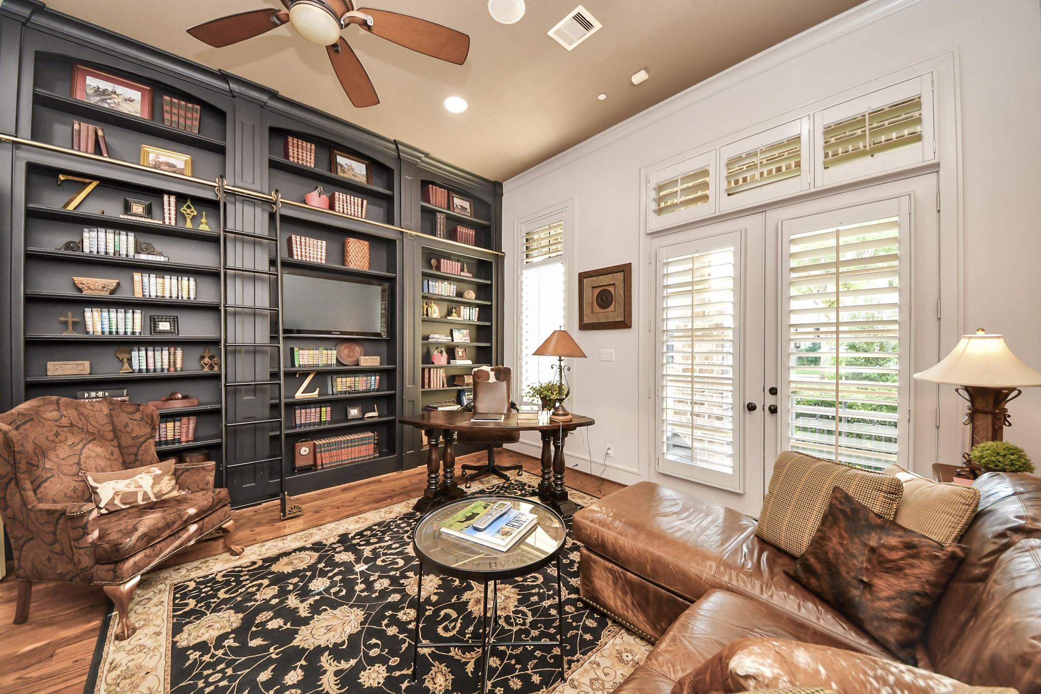 1406 Lake Pointe Parkway