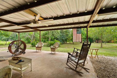 Photo of 5936 Rosier Road, Votaw, TX 77585 (MLS # 28666885) Photo of 5936 Rosier Road, Votaw, TX 77585 (MLS # 28666885)