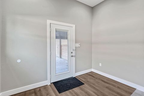 Tiny photo for 430 N Hutcheson Street, Houston, TX 77003 (MLS # 77426998)