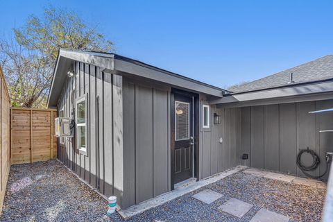 Tiny photo for 430 N Hutcheson Street, Houston, TX 77003 (MLS # 77426998)