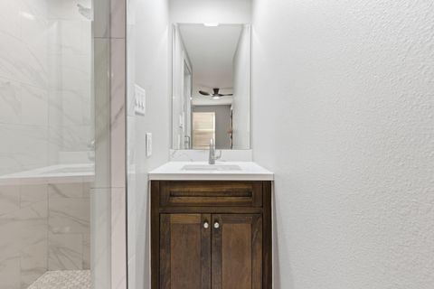 Tiny photo for 430 N Hutcheson Street, Houston, TX 77003 (MLS # 77426998)