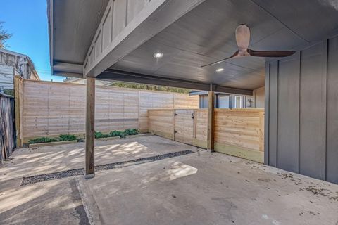 Tiny photo for 430 N Hutcheson Street, Houston, TX 77003 (MLS # 77426998)