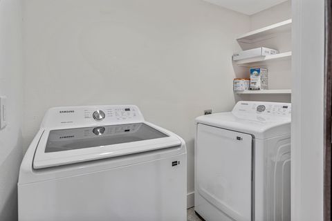 Tiny photo for 430 N Hutcheson Street, Houston, TX 77003 (MLS # 77426998)