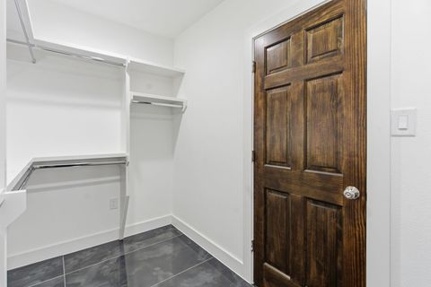 Tiny photo for 430 N Hutcheson Street, Houston, TX 77003 (MLS # 77426998)