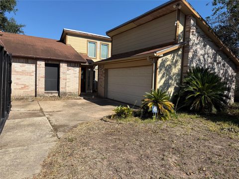 Photo of 7007 Foxport Lane, Humble, TX 77338 (MLS # 78872060)