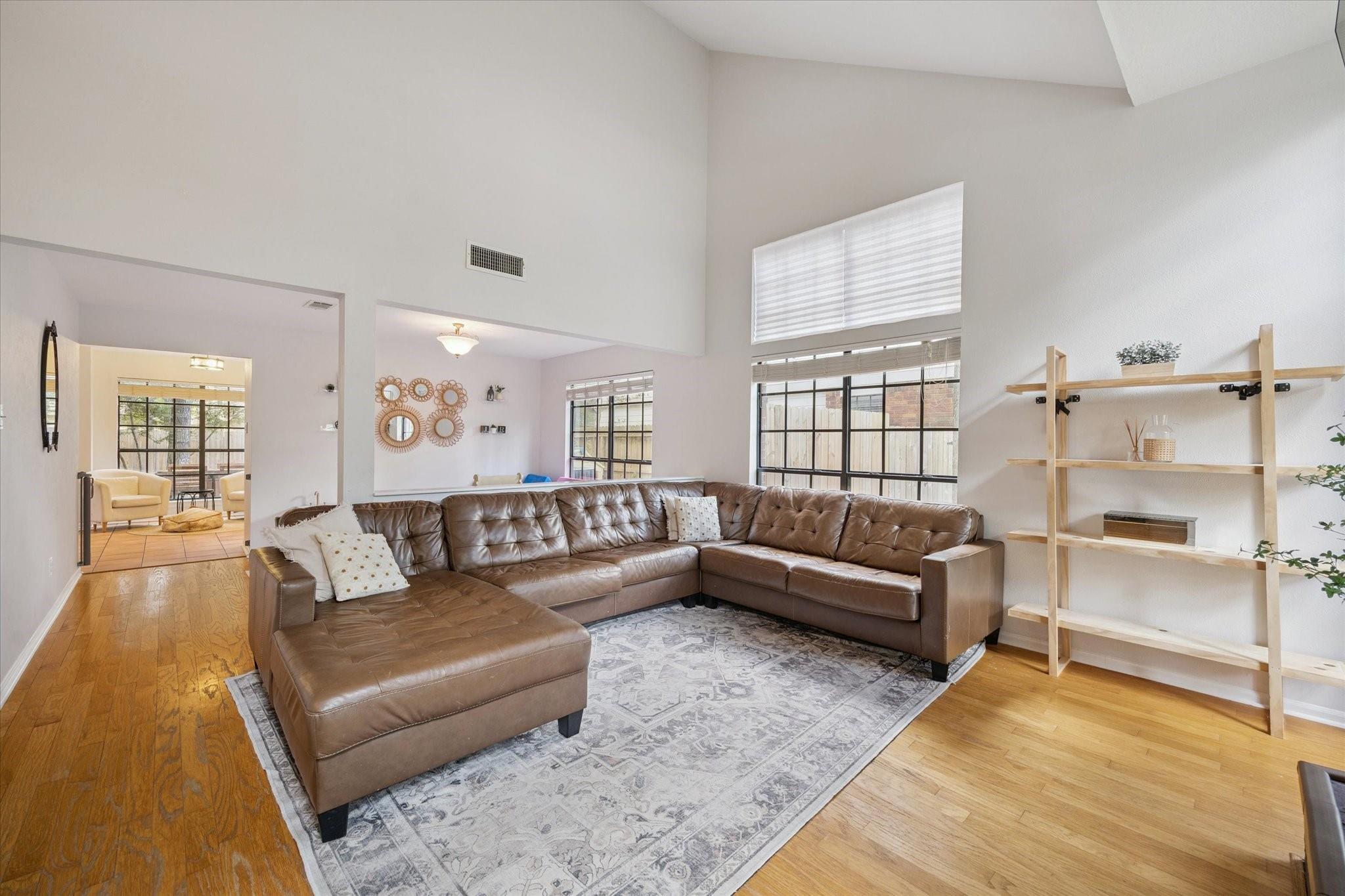 122 E Mistybreeze Circle