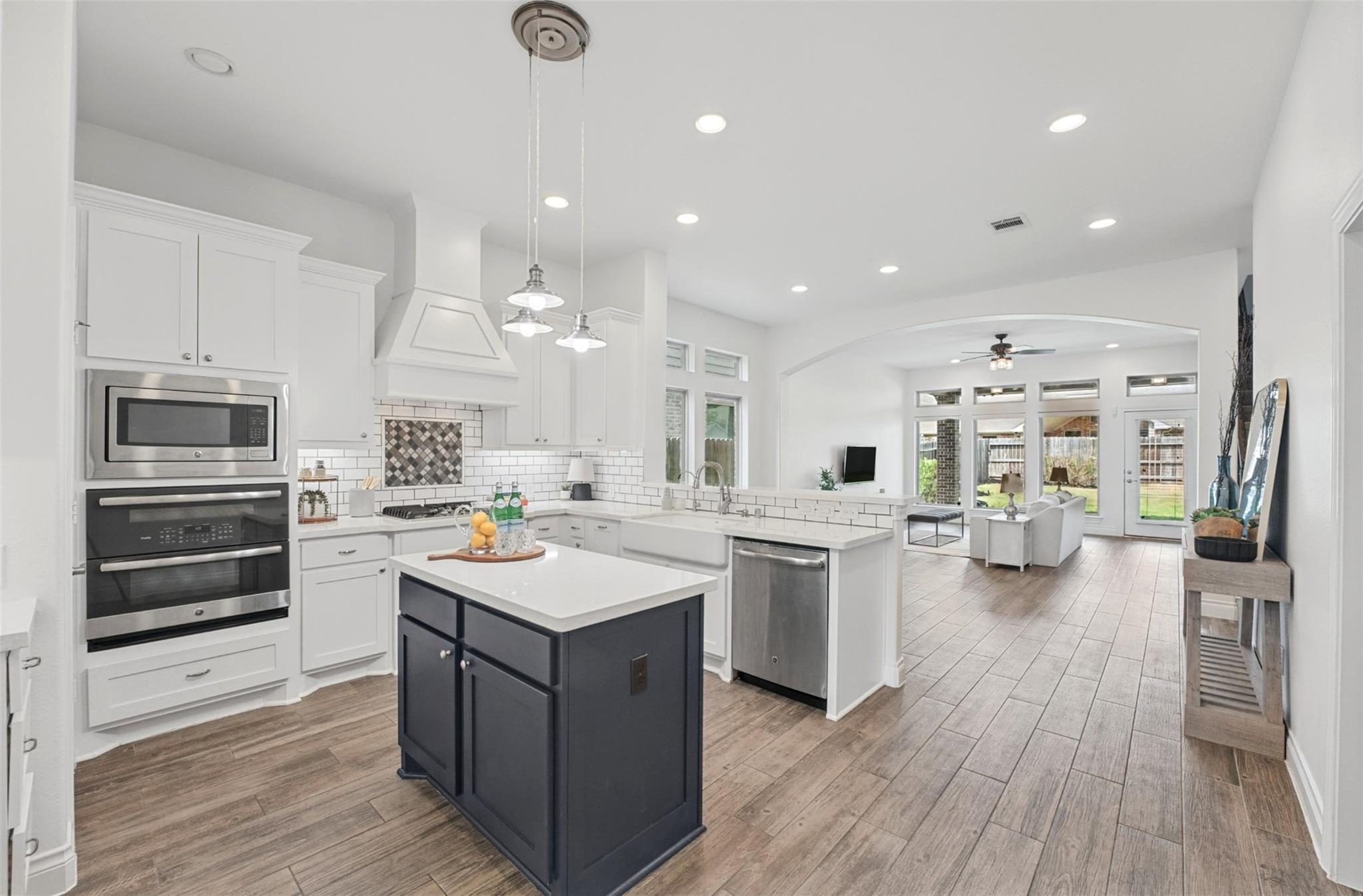 19418 Blueberry Cedar Drive