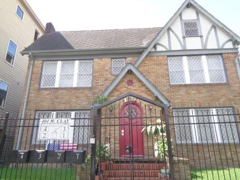 Photo of 401 W Clay Street #3, Houston, TX 77019 (MLS # 79809429)