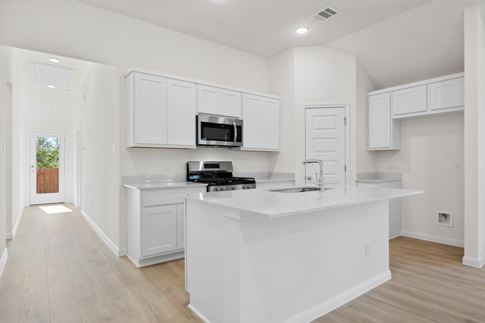 1130 Pine Rivage Drive